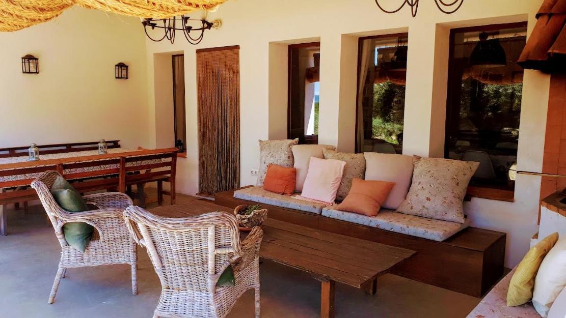 Almoharin Casa Rural Flores Amarillas المظهر الخارجي الصورة