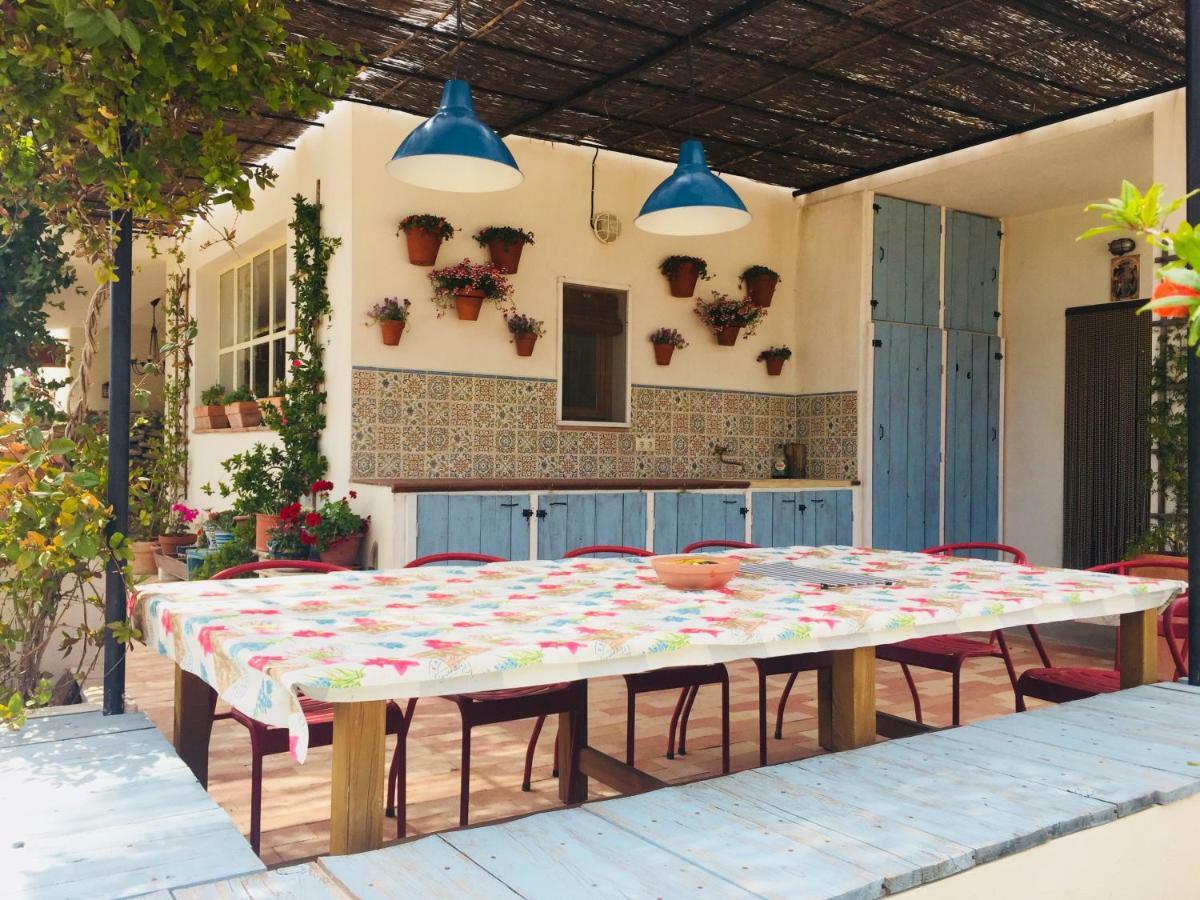 Almoharin Casa Rural Flores Amarillas المظهر الخارجي الصورة